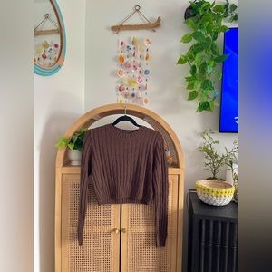 H&M Cropped Long Sleeve